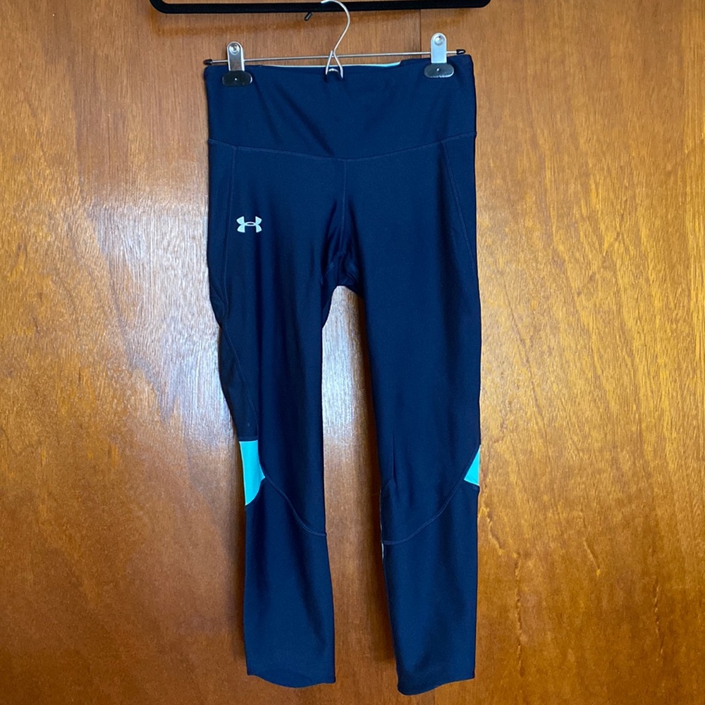 Under Armour compression heat gear cropped legging